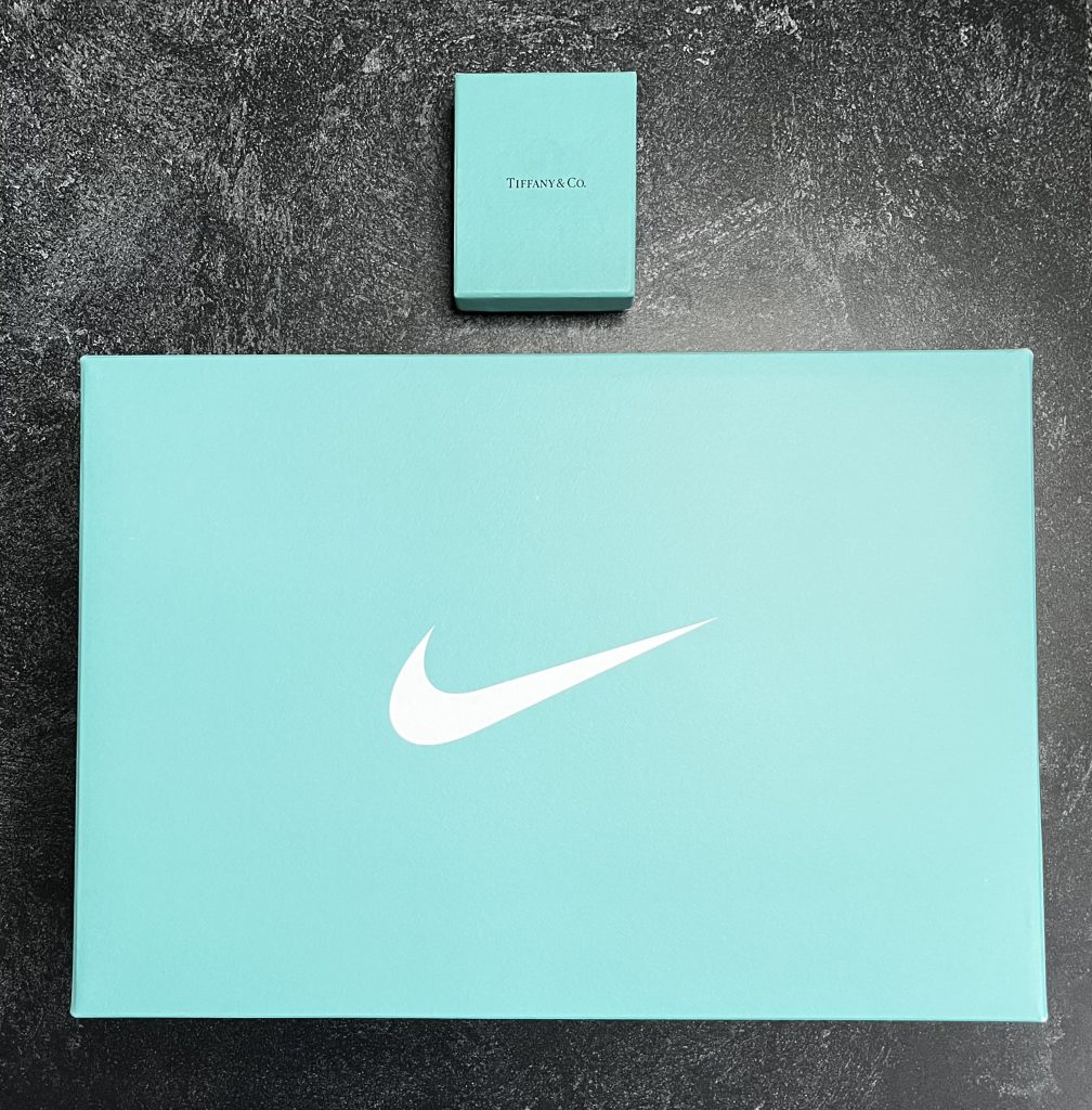 Tiffany blue Nike Air Force 1 collaboration packaging box
